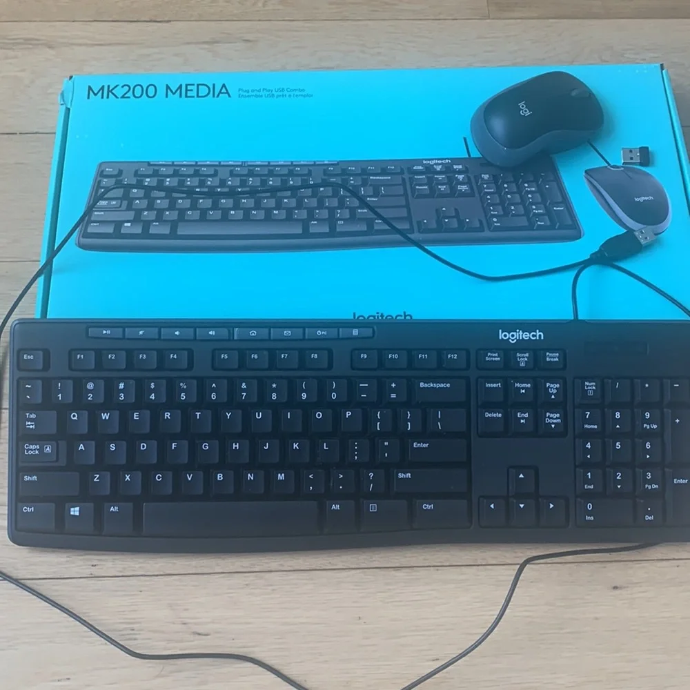 Logitech MK200 Media Combo